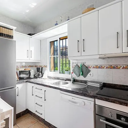 Private In Tamango Hill * Torrox