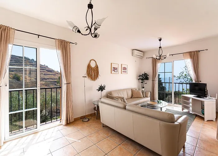 Private In Tamango Hill Chalet